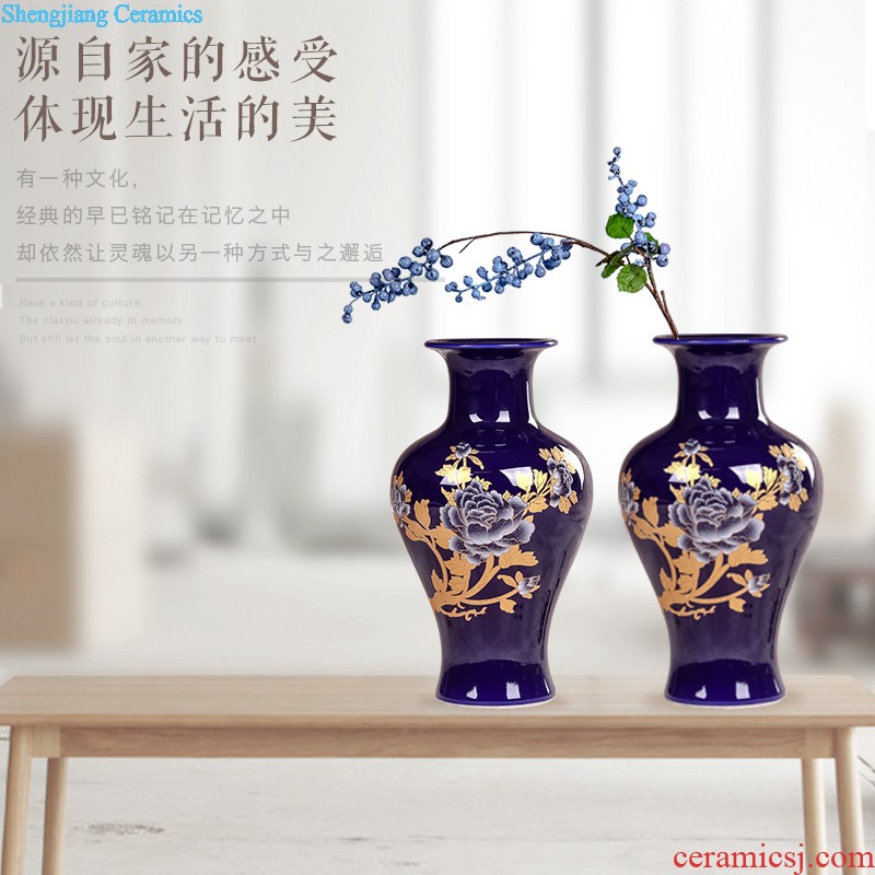 Jingdezhen ceramics designer galloping brush pot furnishing articles retro creative home sitting room adornment desktop decoration