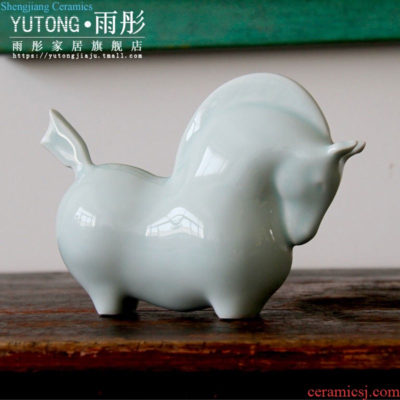 Jingdezhen blue and white porcelain ceramic pot decorative vase furnishing articles furnishing articles of modern household act the role ofing is tasted the sitting room TV cabinet