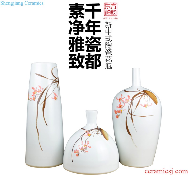 Jingdezhen ceramics hand-painted modern new Chinese vase flower arrangement sitting room home furnishing articles on your table