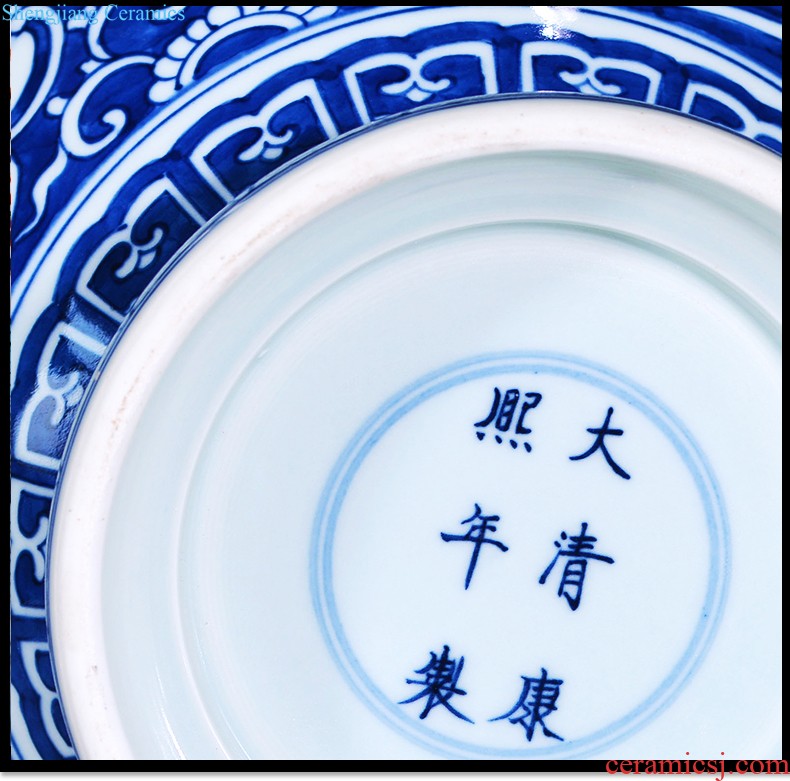 Blue and white porcelain of jingdezhen ceramics creative household adornment antique hand-painted vases, flower arranging furnishing articles of Chinese style restoring ancient ways