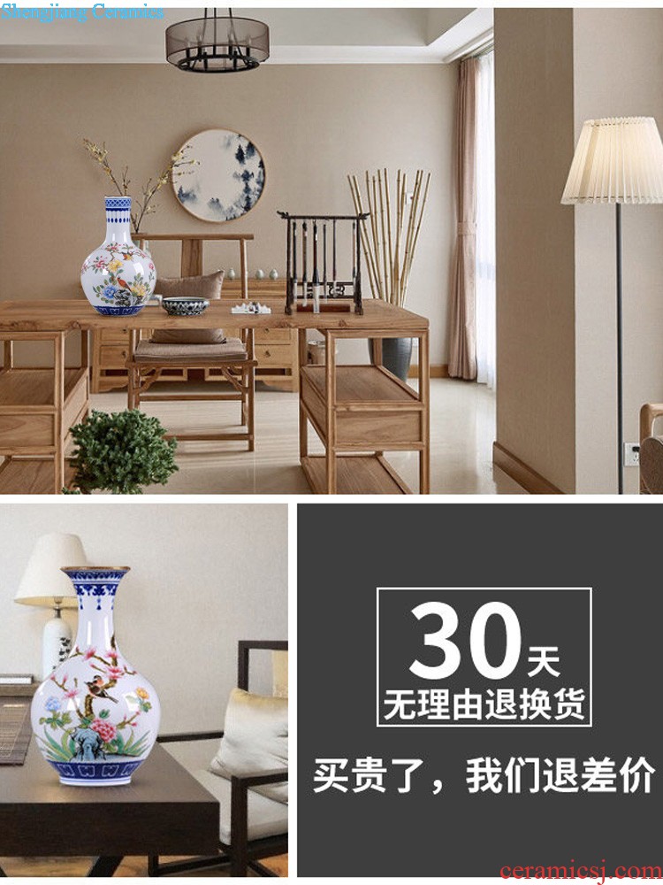 Jingdezhen ceramics lrene hand-painted scenery hang dish sat dish of blue and white porcelain decorative plates home furnishing articles in the living room