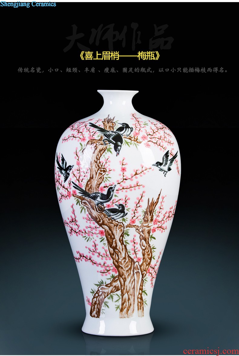 Master of jingdezhen ceramic vase Chinese hand-painted home sitting room porch famille rose more than decorative furnishing articles every year