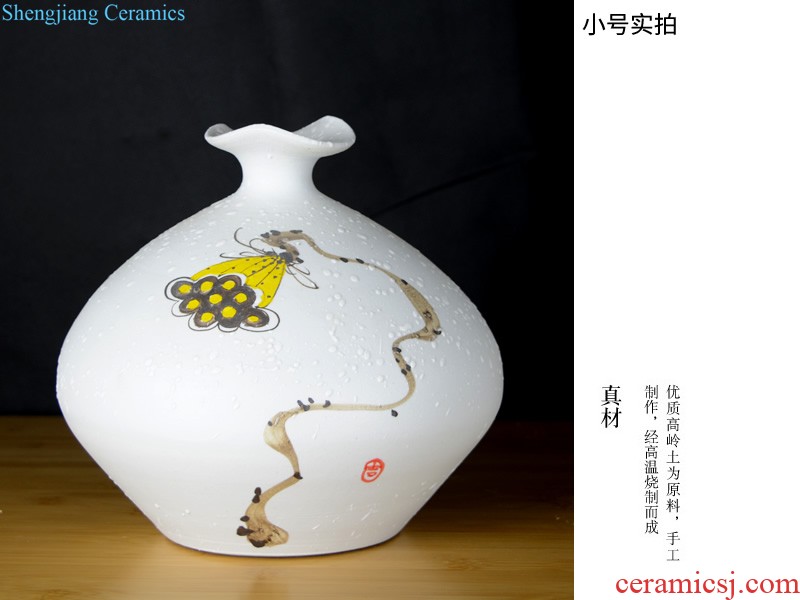 Jingdezhen ceramic vases, white European vase three-piece furnishing articles contracted sitting room between example home decoration