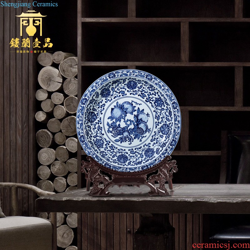 Jingdezhen blue and white storage tank new Chinese style antique ceramics qianlong vase sitting room home furnishing articles