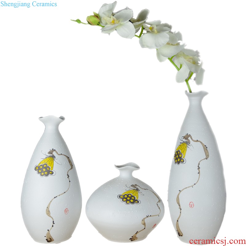 Jingdezhen ceramic vases, white European vase three-piece furnishing articles contracted sitting room between example home decoration