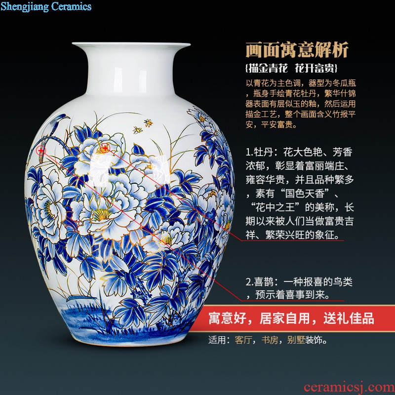 Jingdezhen ceramics imitation qing qianlong pastel vases, flower arranging antique Chinese rich ancient frame sitting room adornment is placed