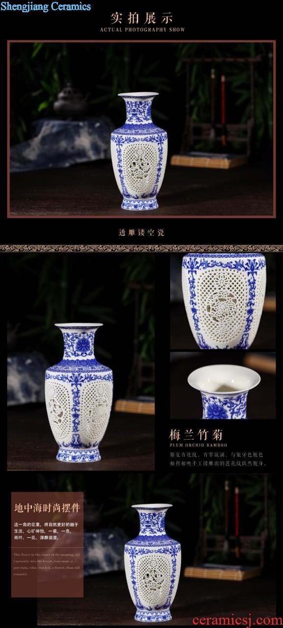 Jingdezhen ceramics furnishing articles hand-painted sabingga sukdun dergici jimbi hang dish by dish sitting room of Chinese style household decorative arts and crafts