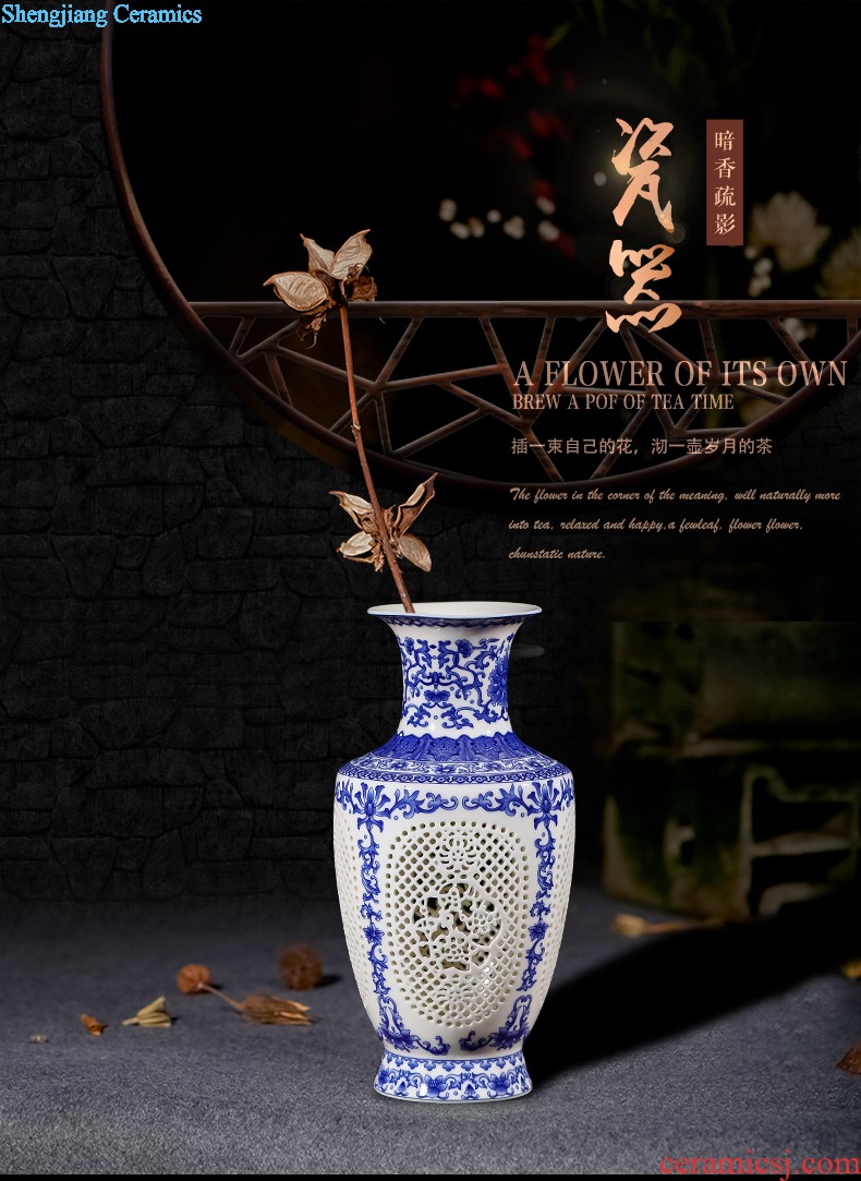 Jingdezhen ceramics furnishing articles hand-painted sabingga sukdun dergici jimbi hang dish by dish sitting room of Chinese style household decorative arts and crafts