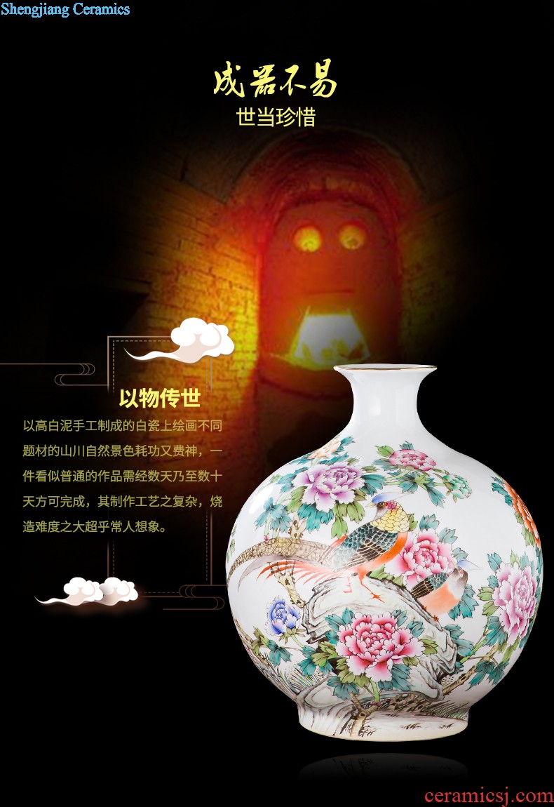 Famous master of jingdezhen ceramics hand-painted vases sitting room adornment is placed Chinese landscape painting porch decoration