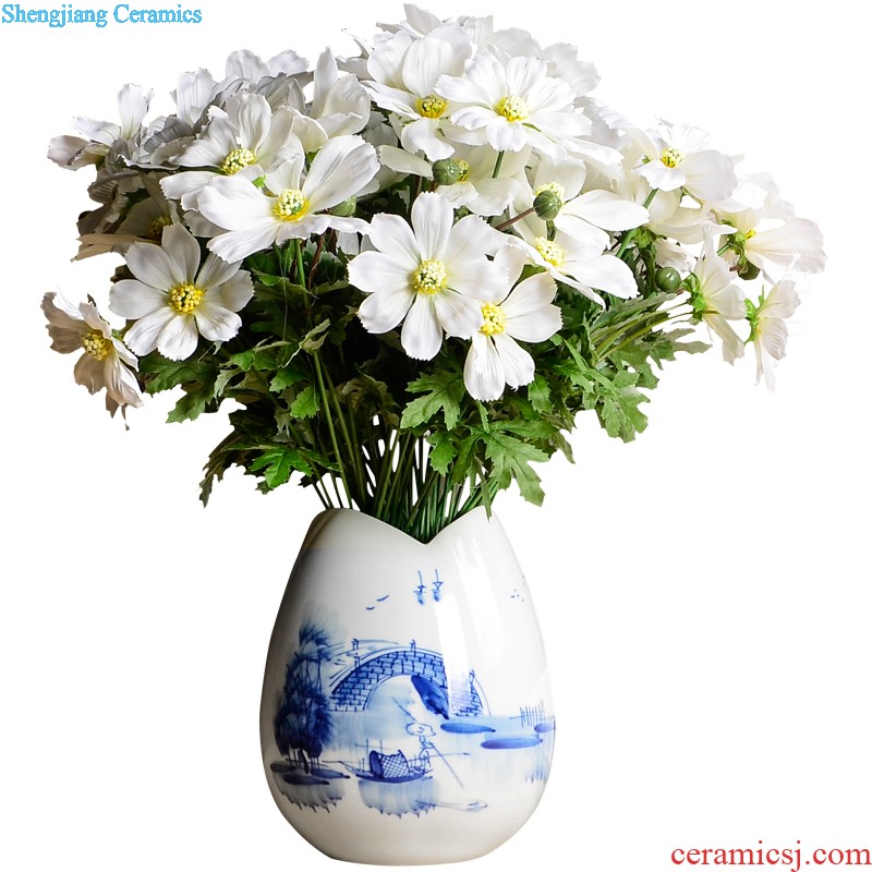 Classic blue and white porcelain vase cb32 jingdezhen ceramics sitting room adornment is placed the general tank storage tank caddy