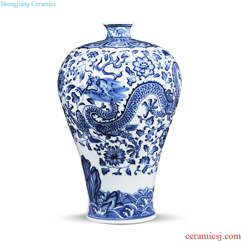 Jingdezhen ceramic Imitation qing qianlong blue and white lotus flower circular writing brush washer New Chinese style household adornment collection furnishing articles