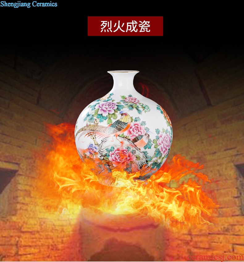 Famous master of jingdezhen ceramics hand-painted vases sitting room adornment is placed Chinese landscape painting porch decoration