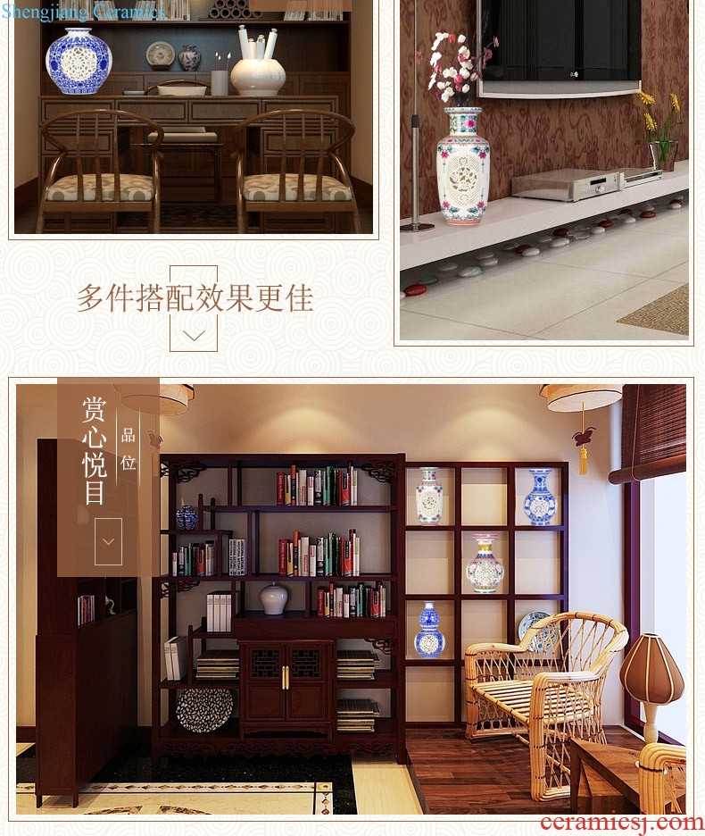 Jingdezhen ceramics famous master manual hand-painted knife clay powder enamel vase Chinese sitting room adornment is placed