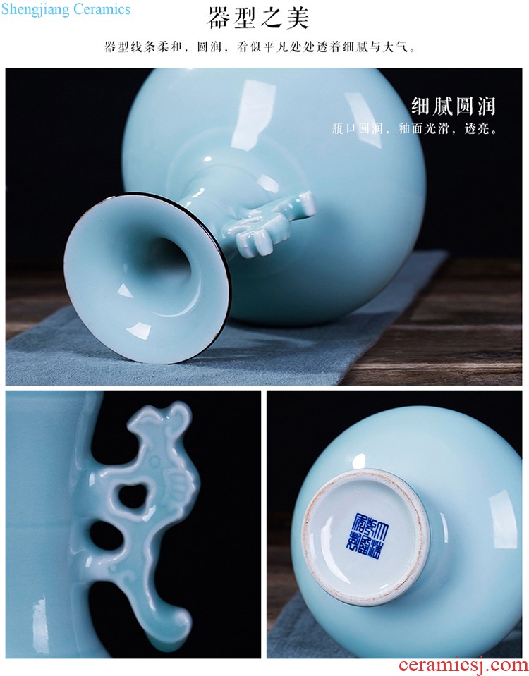 Jingdezhen blue and white porcelain vase under the glaze color hand-painted ceramic bottle blooming flowers sealed bottle 5 jins of 10 jins