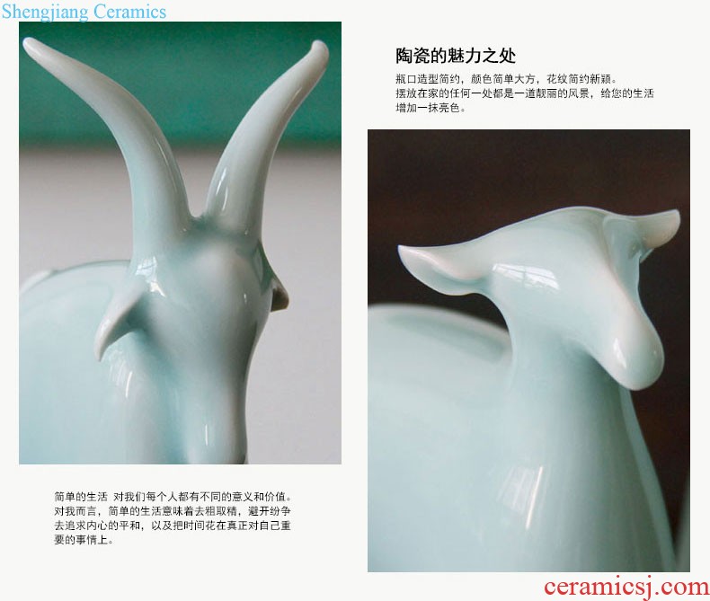 Rain tong home | shadow green ceramic porcelain carving small animals rabbits mini desktop small place decoration home decoration