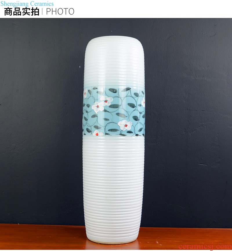 Jingdezhen ceramics Archaize dragon grain ears of blue and white porcelain vase The sitting room is ancient frame f tube furnishing articles ornaments