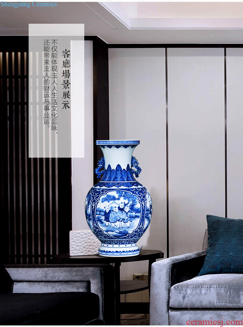 Blue and white porcelain of jingdezhen ceramics creative household adornment antique hand-painted vases, flower arranging furnishing articles of Chinese style restoring ancient ways