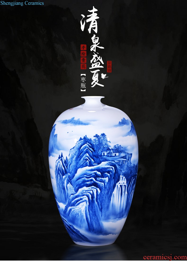 Jingdezhen ceramics Under the glaze color blue and white antique hand-painted youligong vases, flower arrangement sitting room place decoration