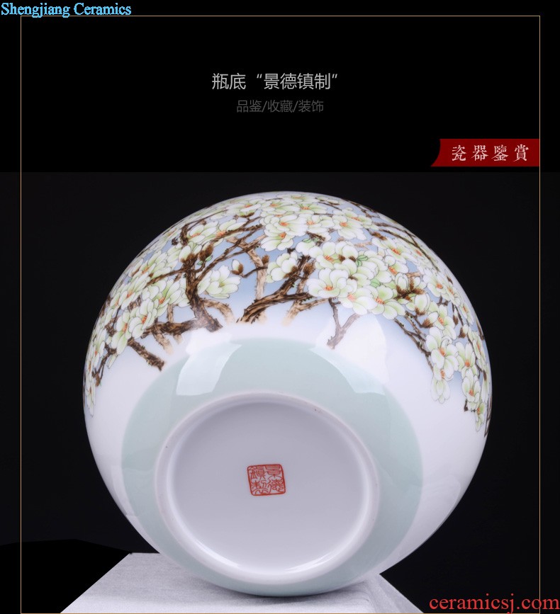 Jingdezhen ceramics furnishing articles Famous bottles hand painted yellow lotus flower implement new Chinese handicraft decoration in the living room