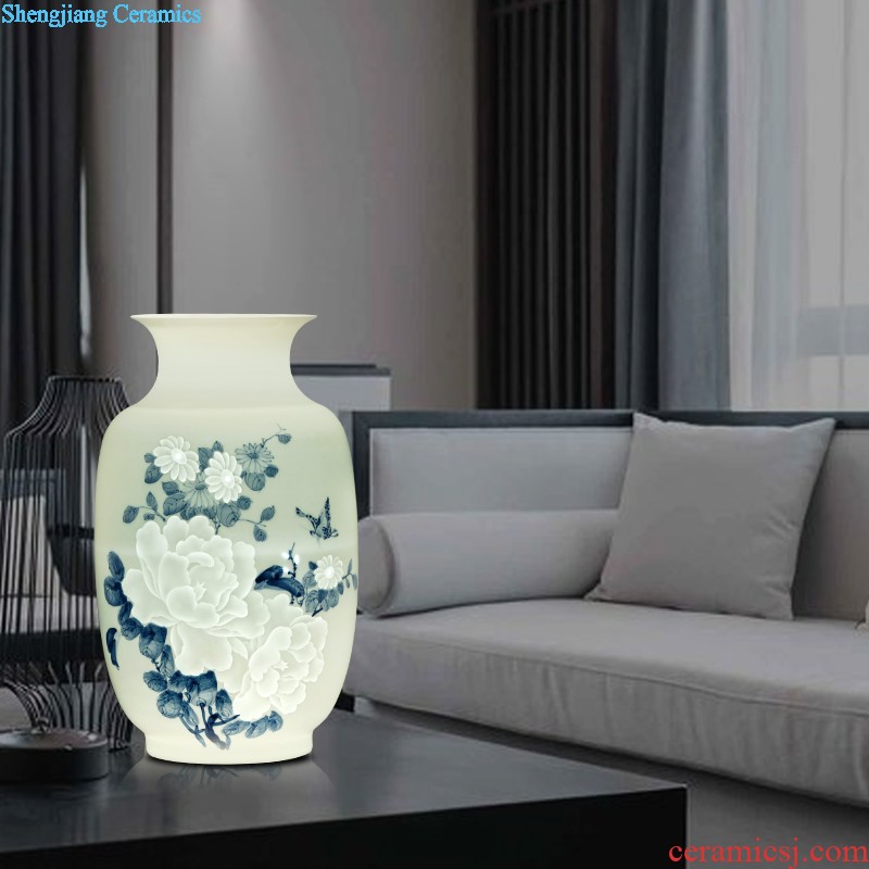 Jingdezhen ceramics hand-painted vases, large in successive years New Chinese style living room flower arranging furnishing articles household act the role ofing is tasted