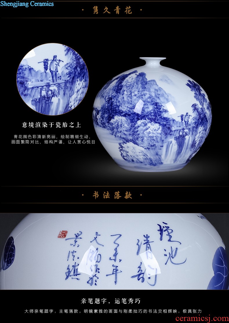 Jingdezhen ceramics Shadow blue variable color glaze vase flowers Fashion contracted home sitting room adornment is placed