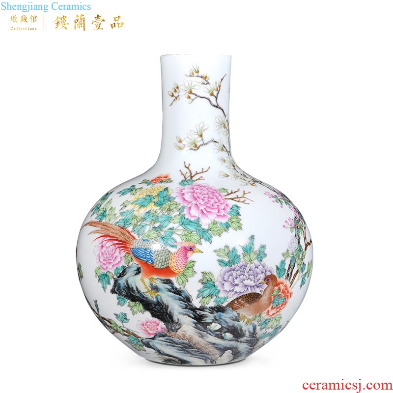 Jingdezhen imperial kiln chinaware archaize qianlong pastel black colour pattern binaural pot sitting room adornment is placed