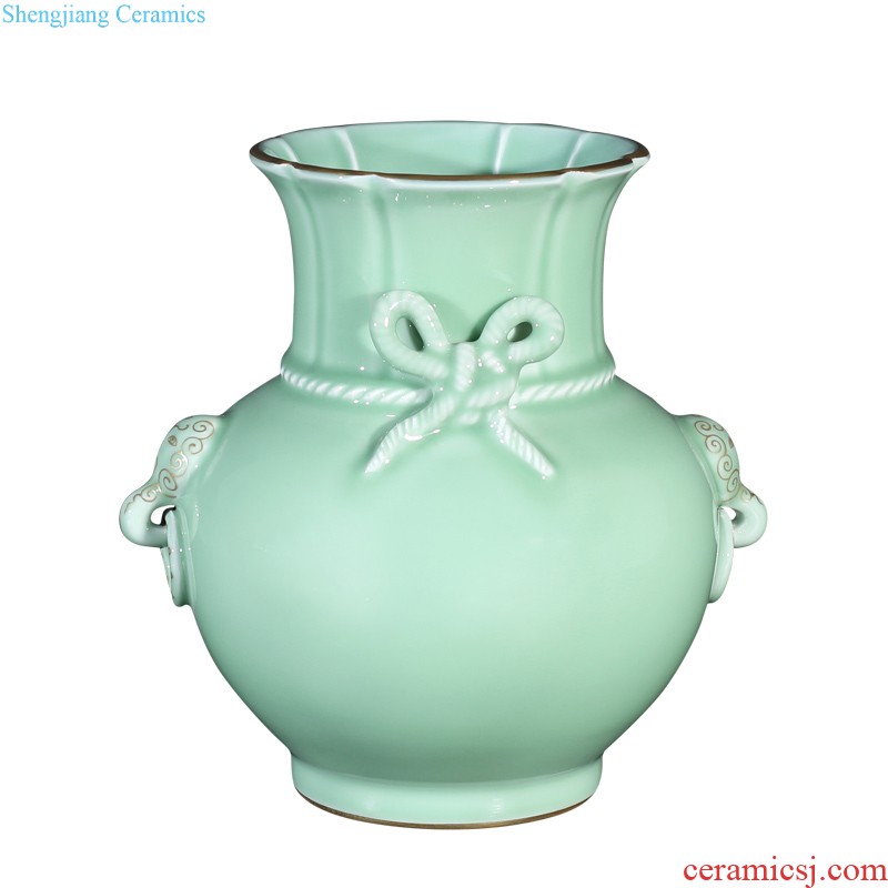 Jingdezhen blue and white youligong ceramics imitation qing qianlong vase Chinese style household adornment of contemporary sitting room is placed