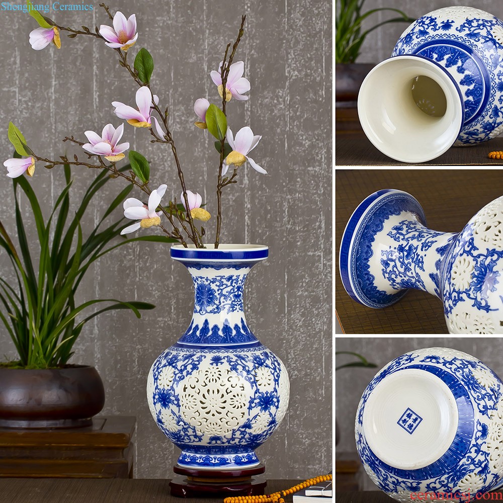 Jingdezhen porcelain vases, pottery and porcelain furnishing articles three-piece sitting room flower arranging the modern Chinese style household adornment TV ark