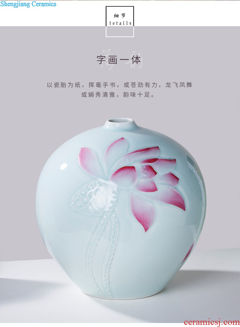 Famous master of jingdezhen ceramics hand-painted thin foetus vases, flower arrangement of modern Chinese style home sitting room adornment is placed