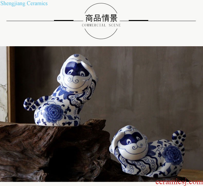 Rain tong home | furnishing articles feng shui decorations war horse kiln jingdezhen ceramics craft porcelain horse creative big pendulum