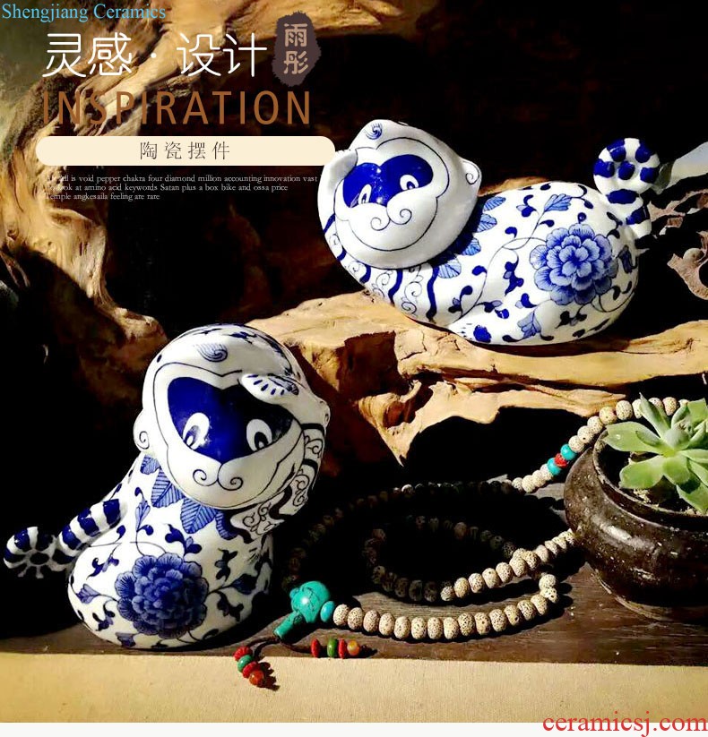 Rain tong home | furnishing articles feng shui decorations war horse kiln jingdezhen ceramics craft porcelain horse creative big pendulum