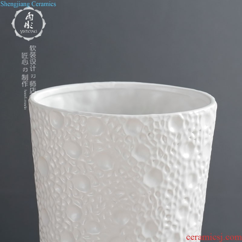 Jingdezhen ceramic vases, furnishing articles decorations flower arrangement is embossed white contracted and contemporary adornment square tank furnishing articles