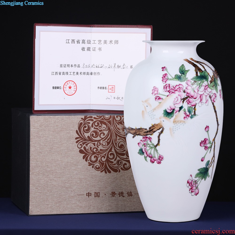 Jingdezhen ceramic vase hand-painted pastel roses handicraft furnishing articles Chinese porcelain vases, flower arranging the living room