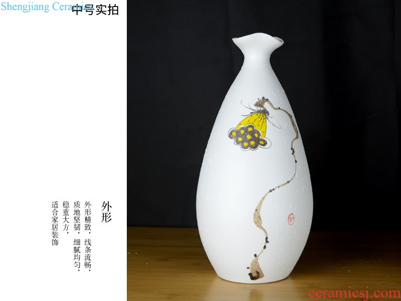 Jingdezhen ceramic vases, white European vase three-piece furnishing articles contracted sitting room between example home decoration