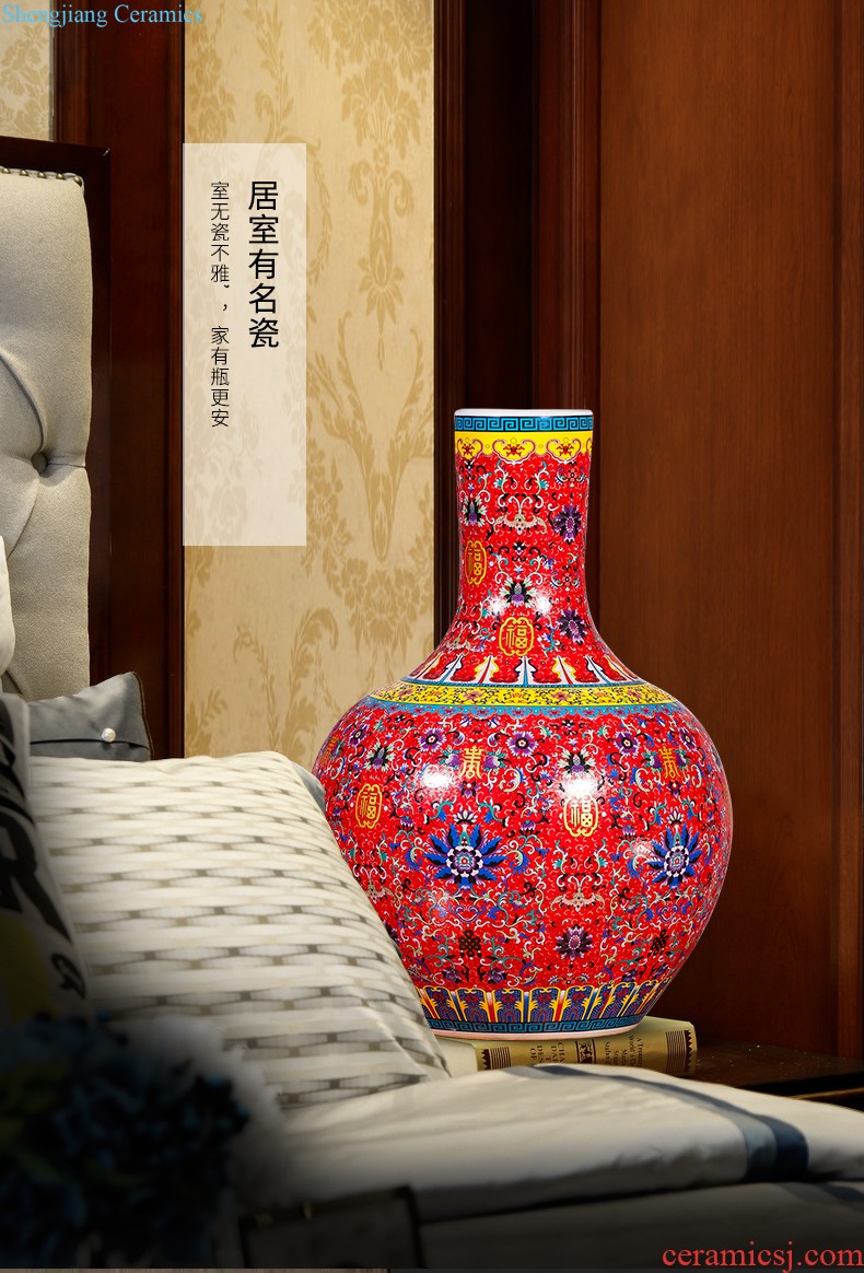 Jingdezhen ceramics hand-painted archaize pomegranate of blue and white porcelain vase flower arranging Chinese style home sitting room adornment is placed