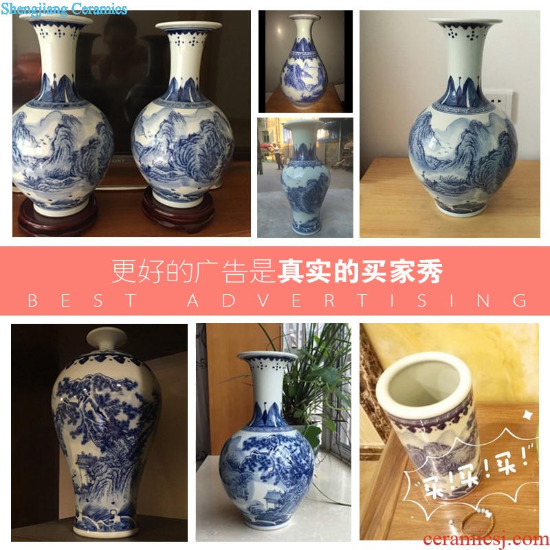 Jingdezhen ceramics glaze of bronze sculpture porcelain the mythical wild animal unicorn town house furnishing articles of Chinese style household craft ornaments