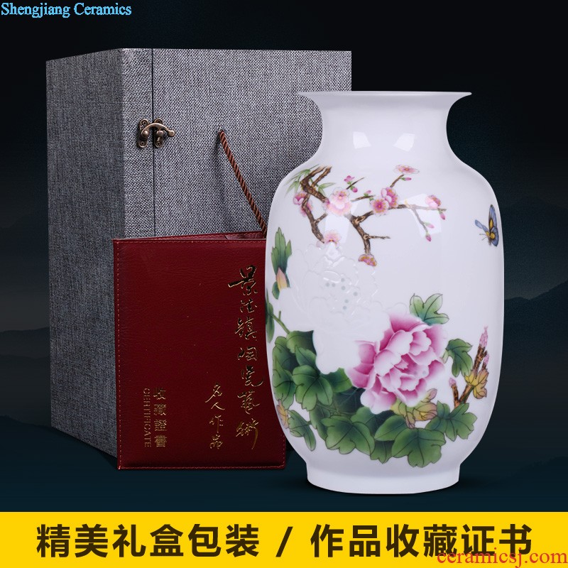 Jingdezhen ceramics furnishing articles Hand painted blue and white porcelain painting of flowers and thin body new Chinese style living room decoration porcelain vase furnishing articles