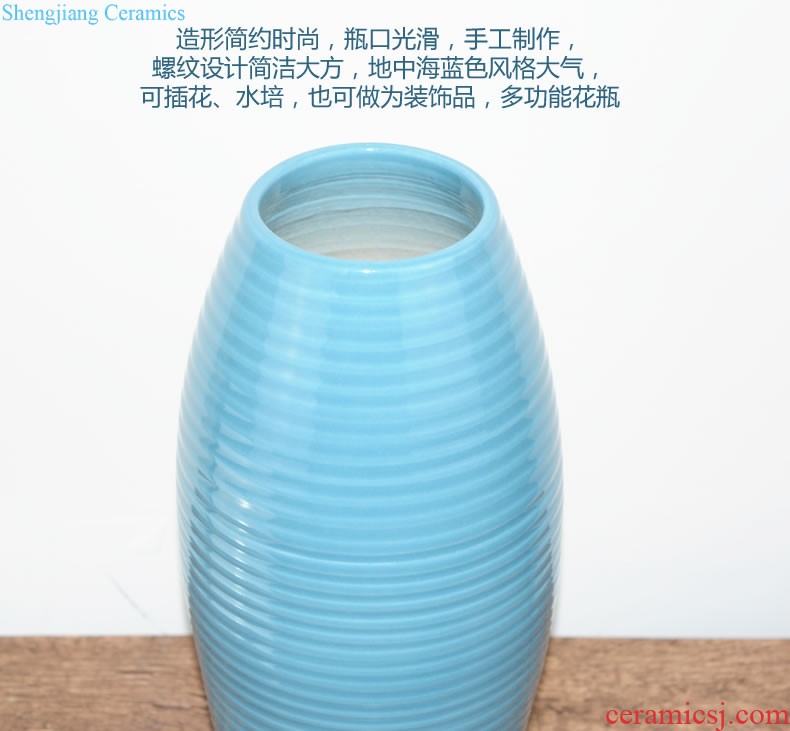 Jingdezhen ceramics red vase furnishing articles contemporary and contracted large living room TV ark home decoration restoring ancient ways