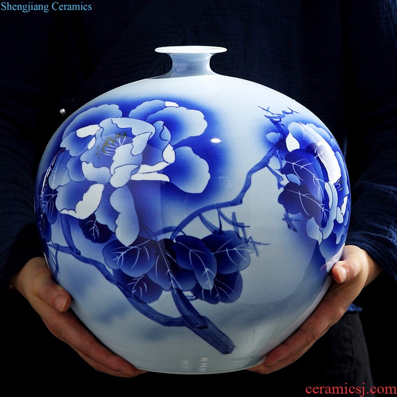 Jingdezhen glaze color hand-painted under blue and white porcelain vases, ceramic flower arranging device design of Chinese style household decorates sitting room furnishing articles