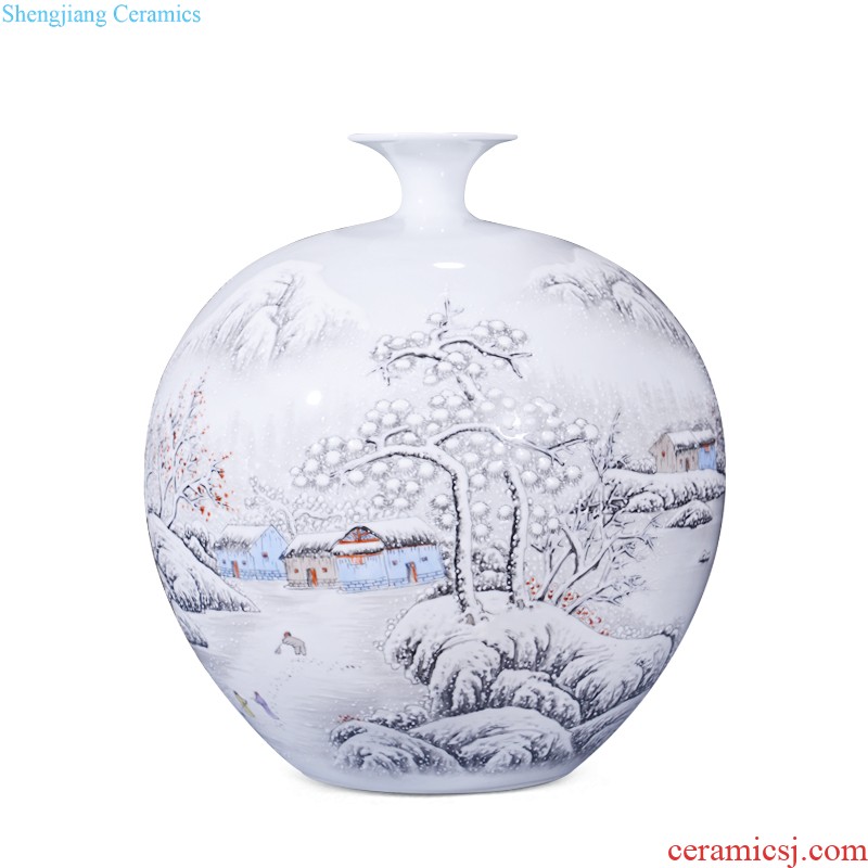 Jingdezhen ceramic antique qing qianlong bucket lotus pattern plum colored bottles of Chinese flower arranging decorative household items furnishing articles