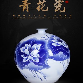 Jingdezhen ceramics Shadow blue variable color glaze vase flowers Fashion contracted home sitting room adornment is placed