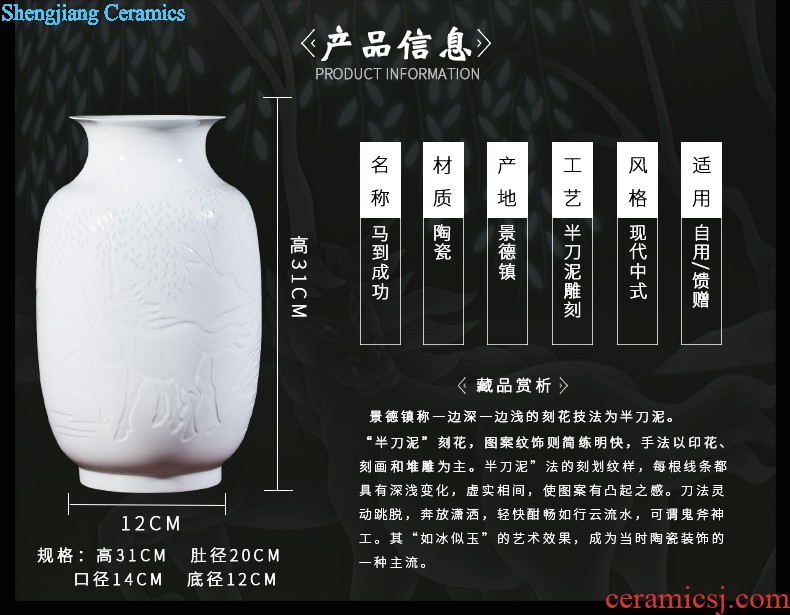 Chinese classical jingdezhen ceramics antique vase imitation qianlong pastel ground adornment is placed large living room