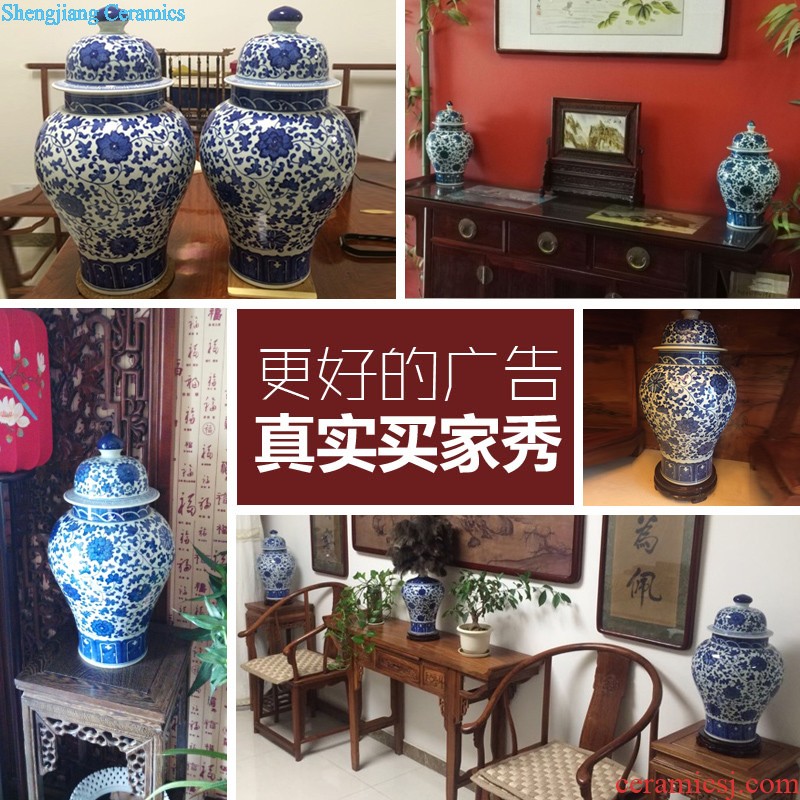 Jingdezhen ceramics red bottle gourd vases large new living room TV cabinet decoration of Chinese style household furnishing articles