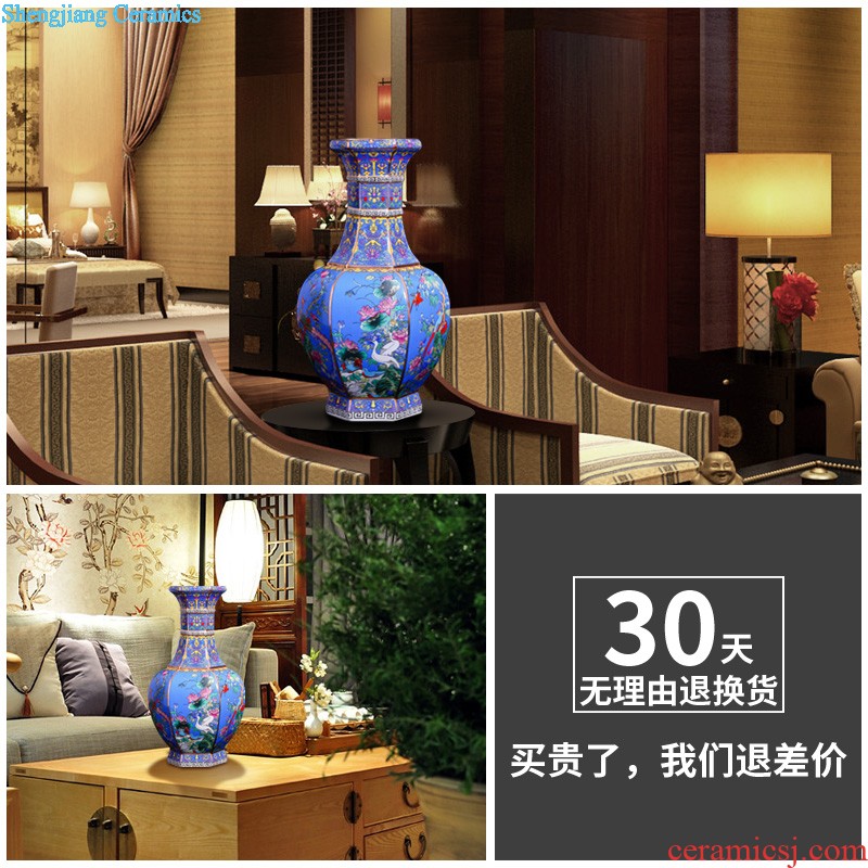 Jingdezhen ceramics Archaize large blue and white porcelain vase is Chinese style living room decoration crafts are arranging flowers