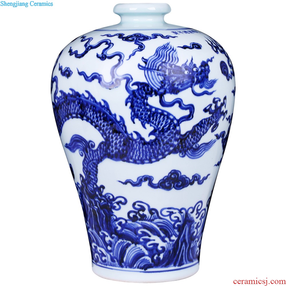 Jingdezhen ceramics furnishing articles hand-painted lotus pond scent vase Chinese style household table decoration decoration