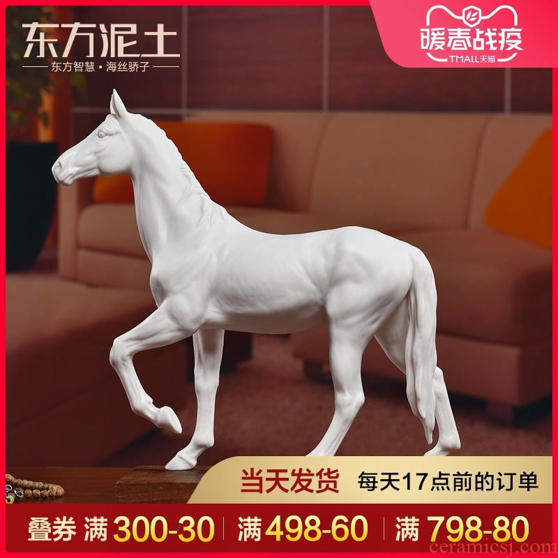 Oriental clay ceramic horse furnishing articles master of its art creative office decoration gifts/with longing