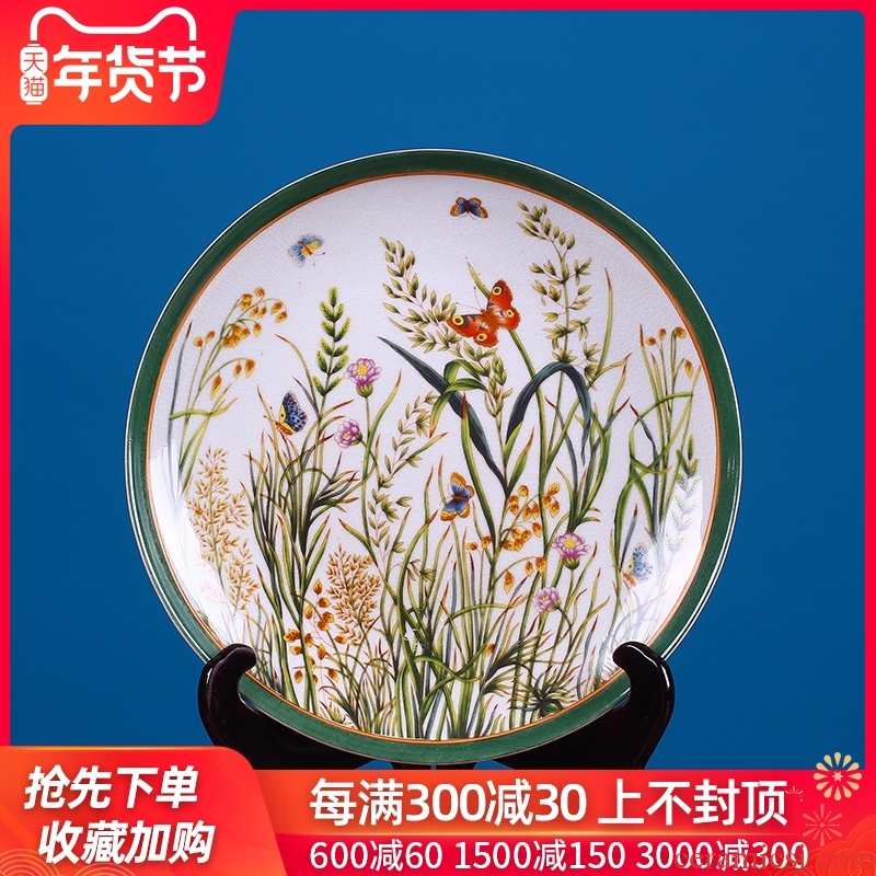 European ceramic decoration sat dish hang dish wall act the role of hanging American household act the role ofing is tasted process plate display plate is placed