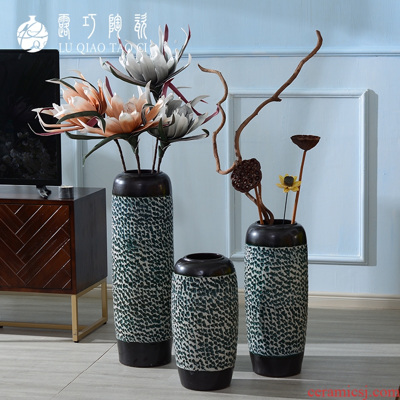 Jingdezhen ceramics new Chinese vase furnishing articles dried flower arranging flowers sitting room European - style circular desk ground bottle