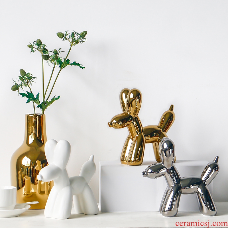 The Nordic branca balloon dog animal desktop furnishing articles modern ins ceramics handicraft gift household ornaments