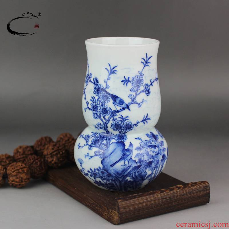 And auspicious jing DE ceramics jingdezhen blue And white flower on the flat receptacle hand - made gourd vase crafts gifts